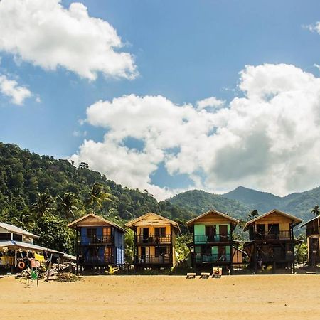 Beachfront Hut Downstairs Astra - Beach Shack Chalet Kampong Juara Luaran gambar